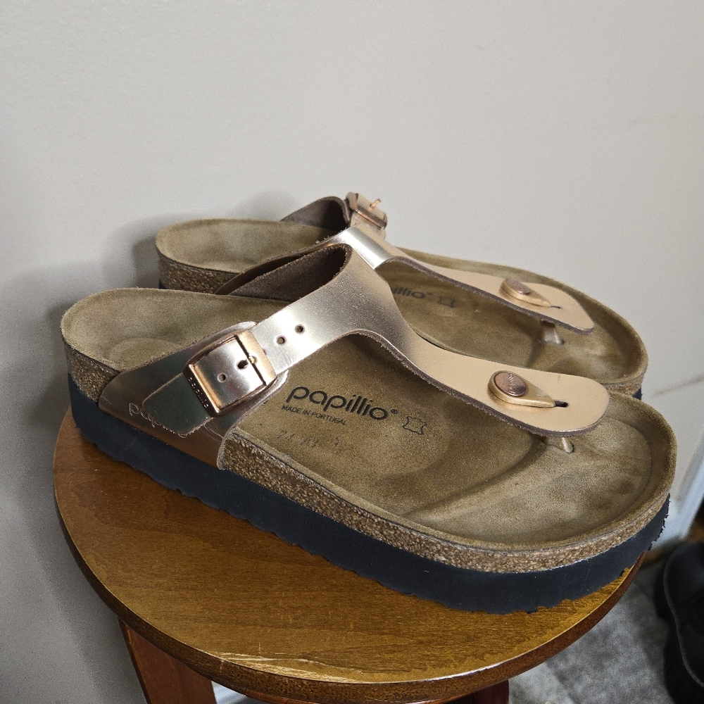 BIRKENSTOCK Papillio Gizeh Grooved Platform Vegan Birko-Flor